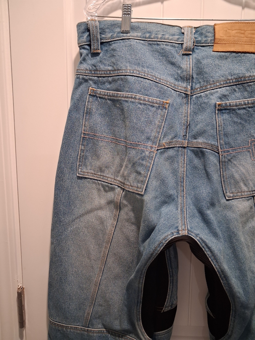 IICON RECON PANT Light Blue Men's Denim Jeans with Black Knee Panels Size 36 - Picture 4 of 8